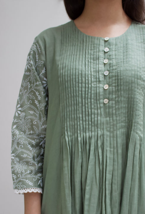 FRONT PINTUCKS AND BACK YOKE KURTA - GREEN
