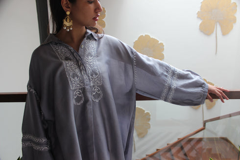 COLLARED SHORT KURTA - GREY