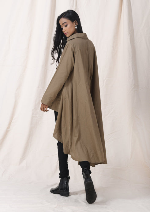HIGH LOW COLLAR SHIRT