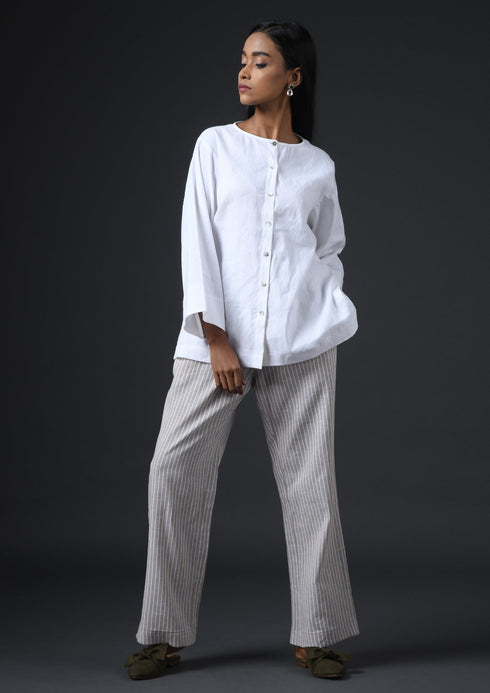 ROUND NECK BLOUSE
