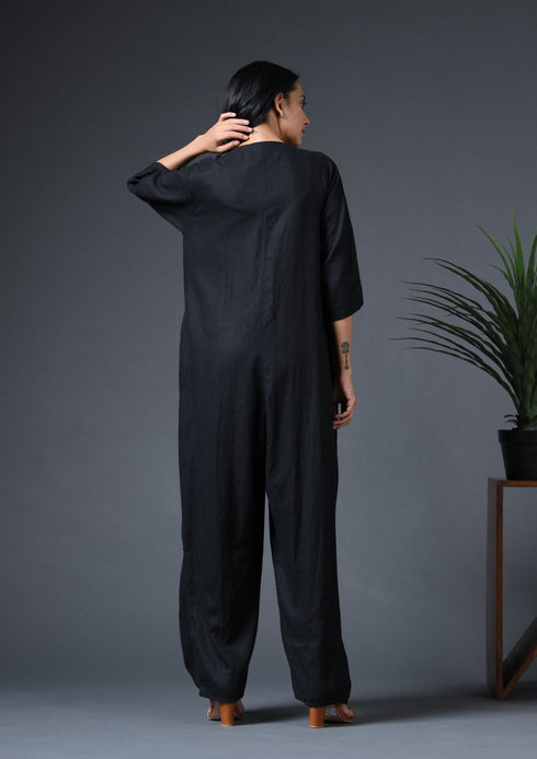 V NECK BUTTON-UP JUMPSUIT