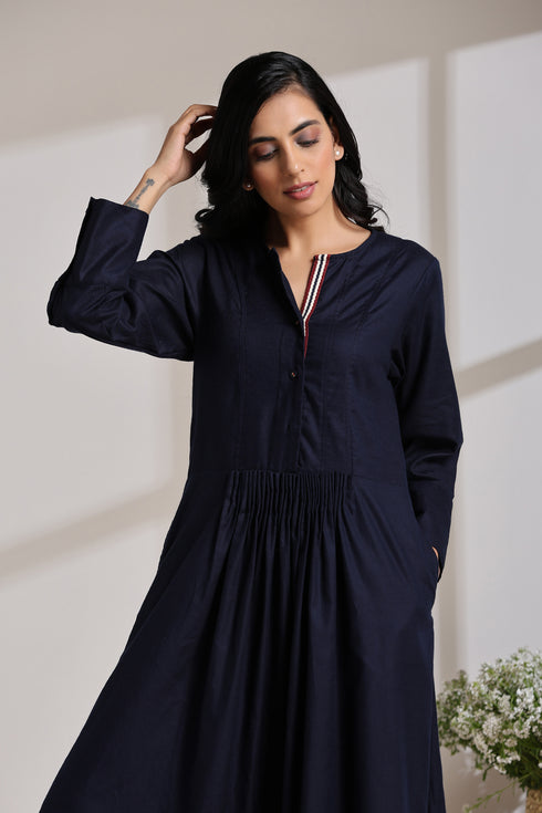 TAPE PLACKET DRESS