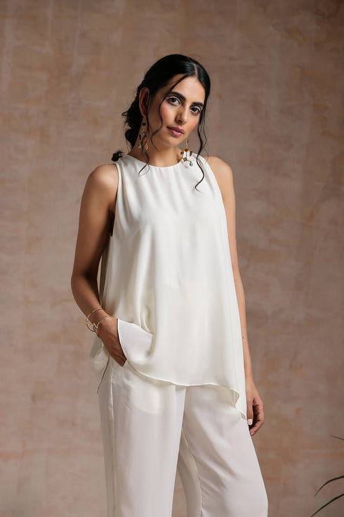 SLEEVELESS LAYERED JUMPSUIT