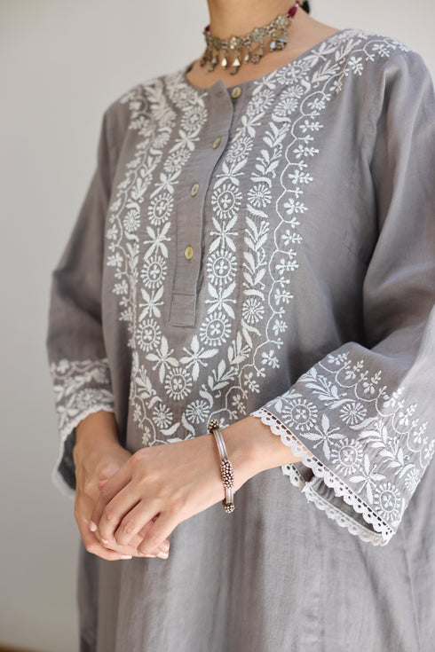 GREY STRAIGHT FIT KURTA