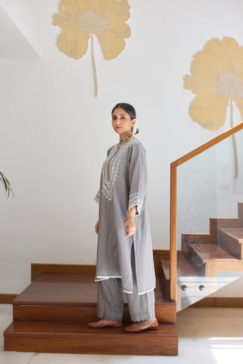 GREY STRAIGHT FIT KURTA