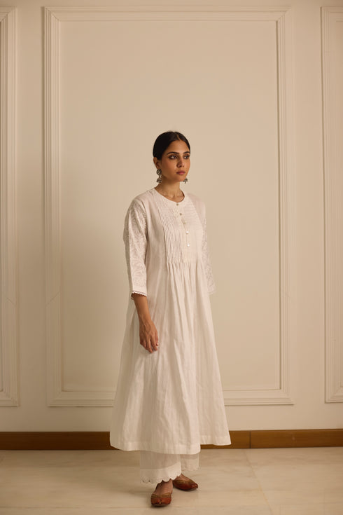 FRONT PINTUCKS AND BACK YOKE KURTA - WHITE