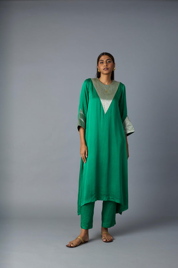 TIKONA KURTA  SET- GREEN