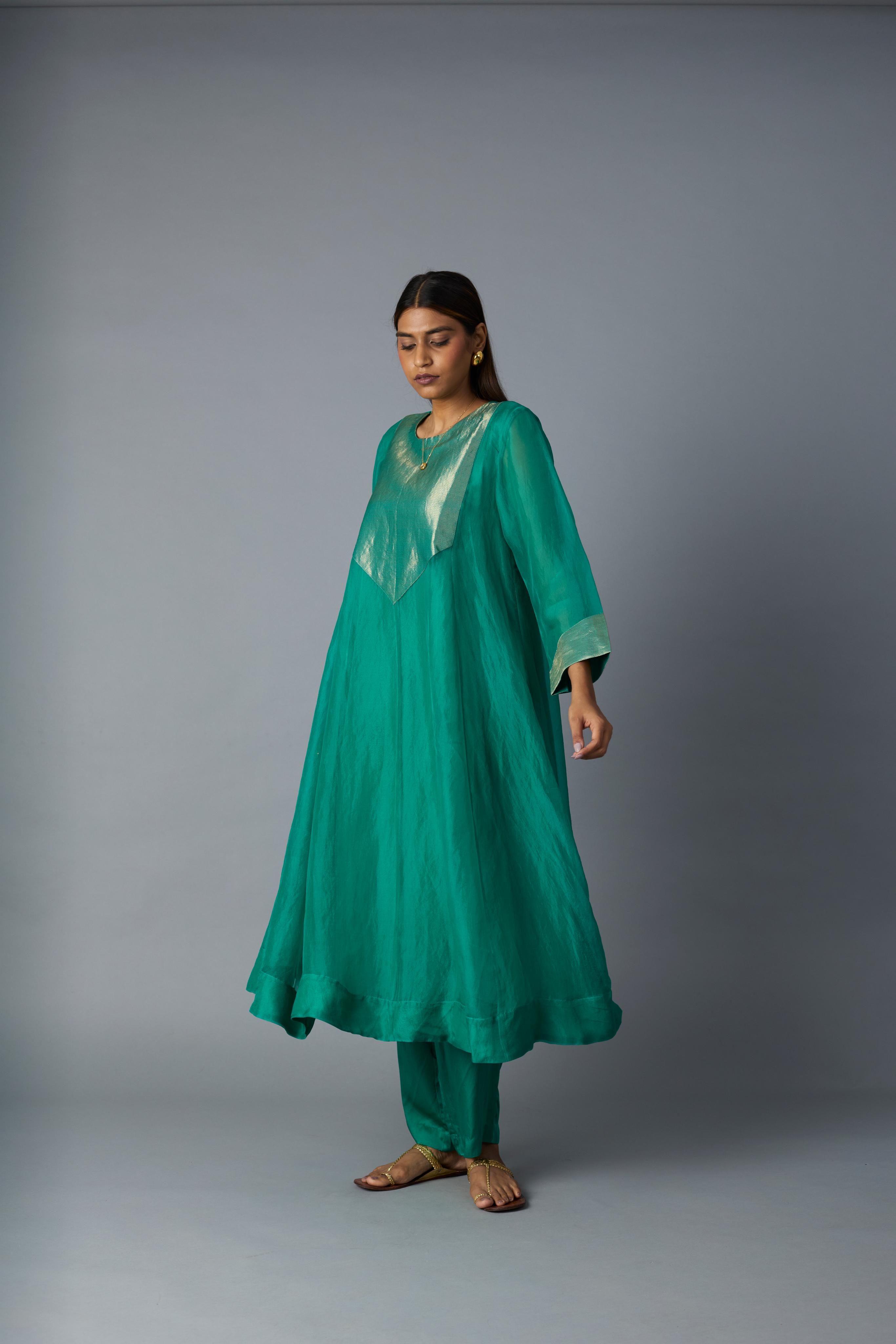 JAHAAN KURTA SET