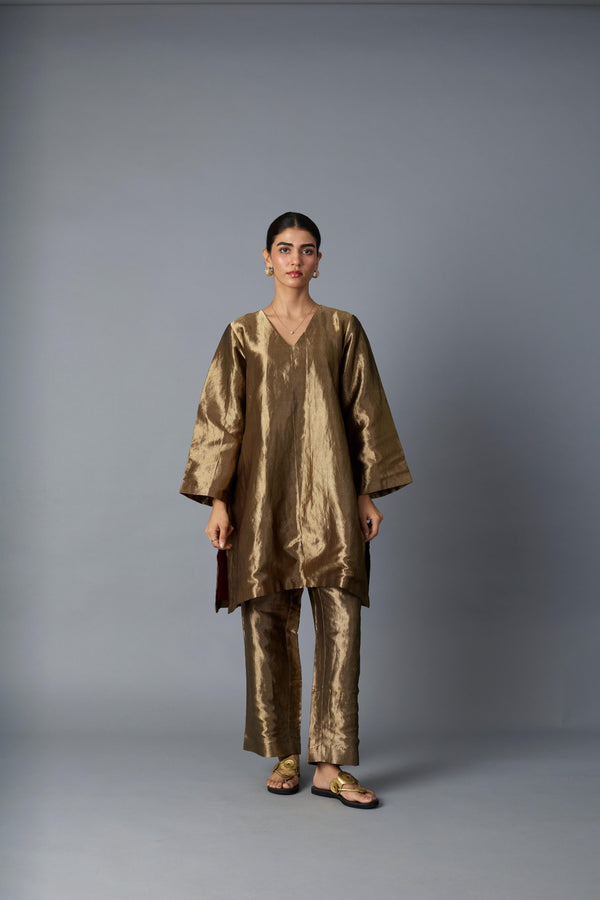 CHAMKILA KURTA & PANT SET