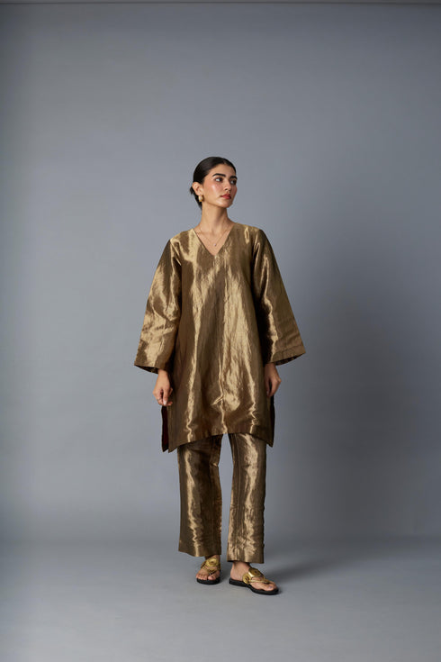 CHAMKILA KURTA & PANT SET