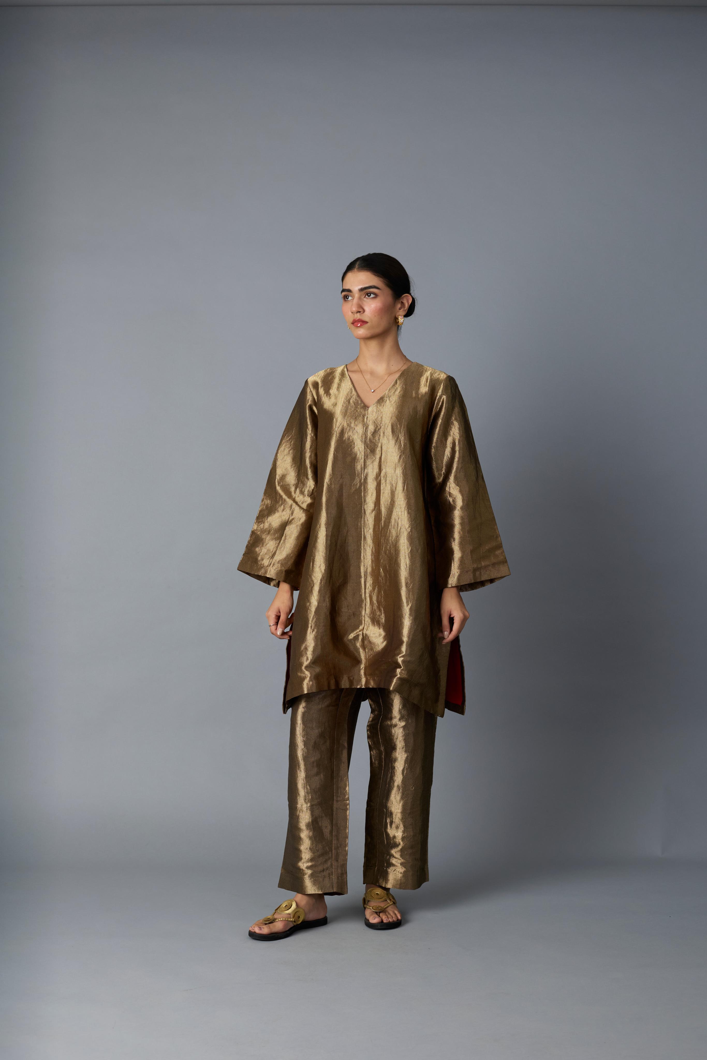 CHAMKILA KURTA & PANT SET