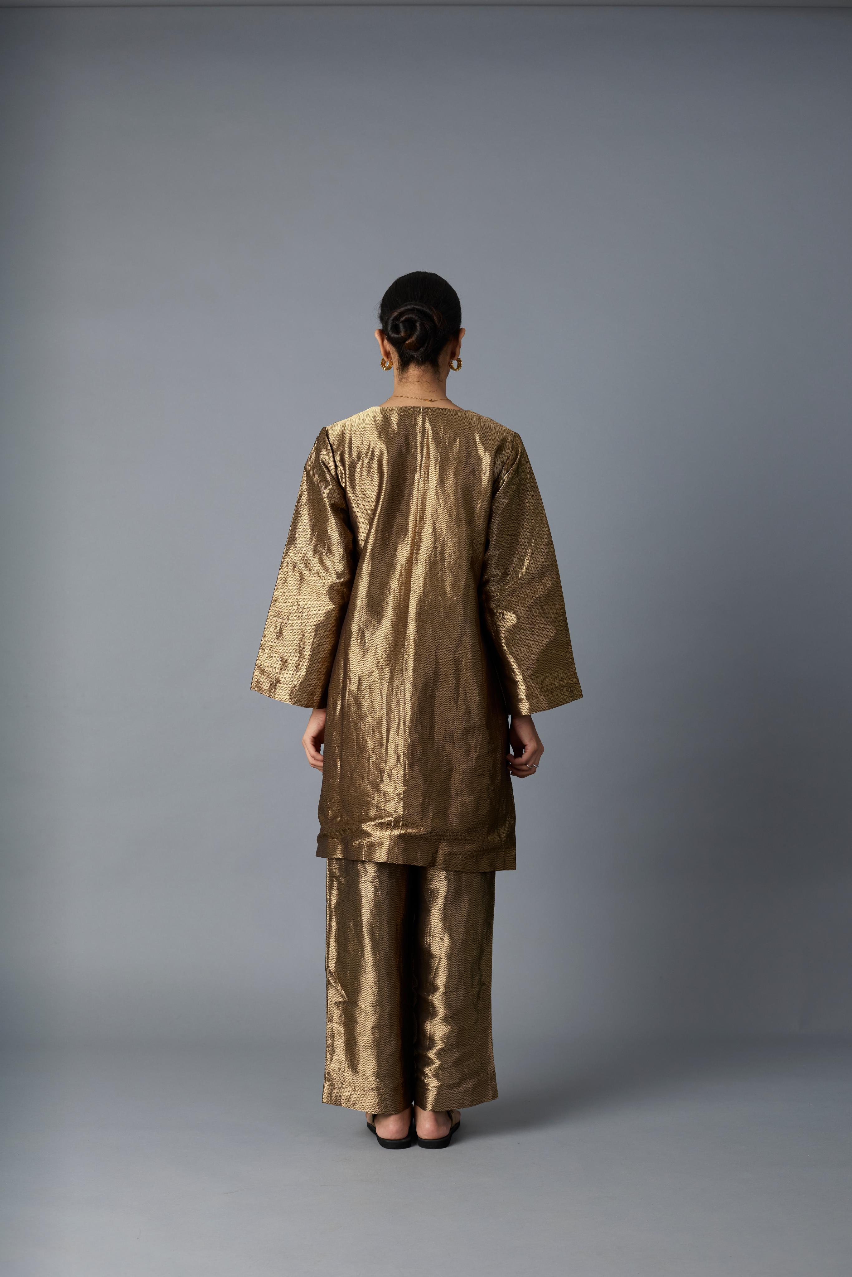 CHAMKILA KURTA & PANT SET