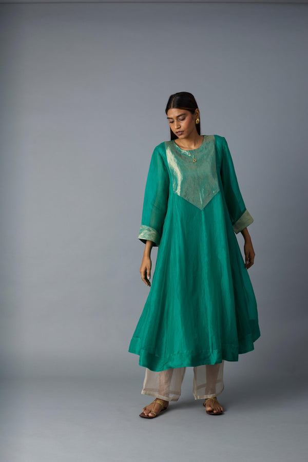 JAHAAN KURTA SET