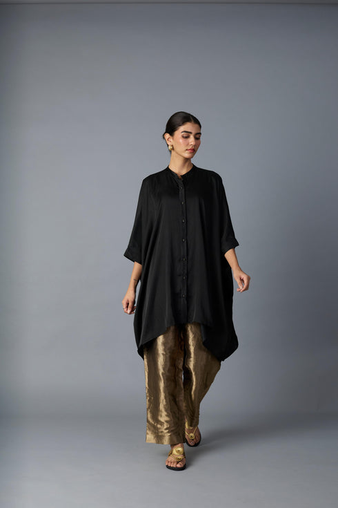 ZOHA ANTI-FIT SHIRT- BLACK