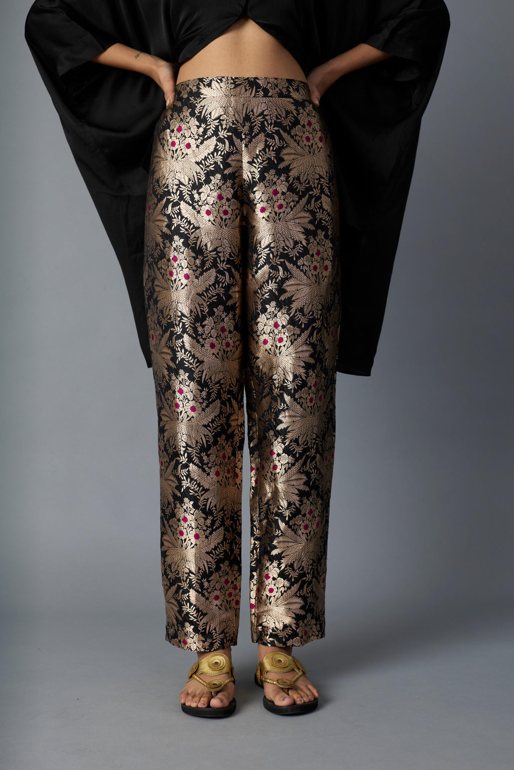 ZOHA & HAZARA SET- BLACK
