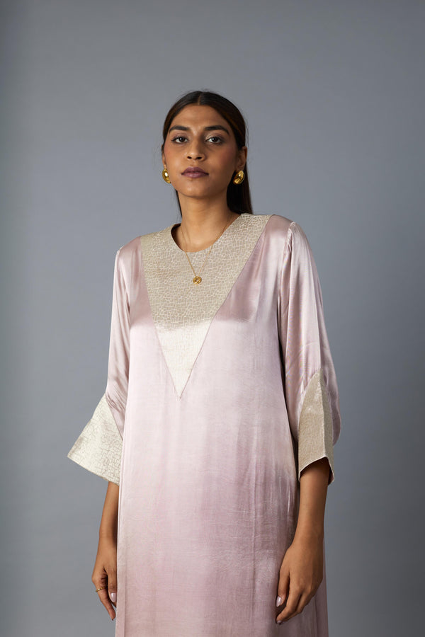 TIKONA CO-ORD SET LIGHT PINK ( SET OF TWO)