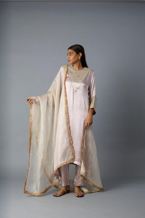 TIKONA CO-ORD SET LIGHT PINK ( SET OF TWO)