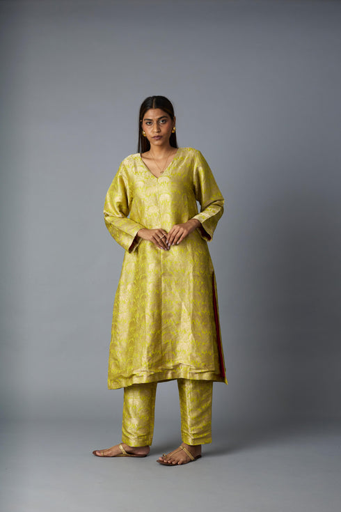KHAJOOR BROCADE KURTA SET  (SET OF TWO )