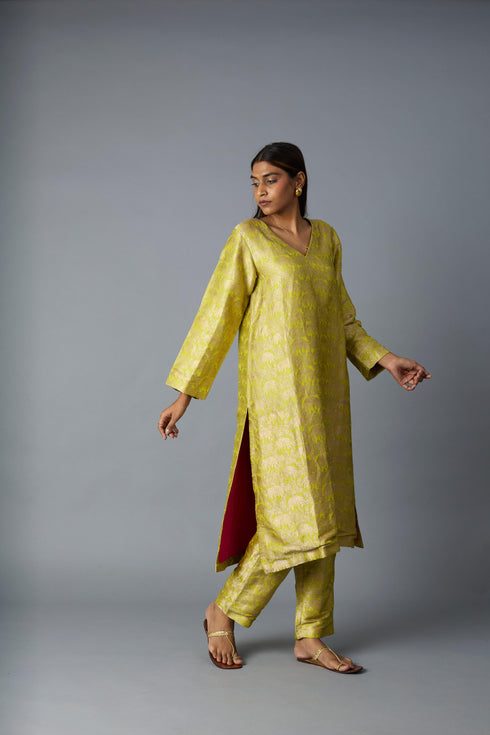 KHAJOOR BROCADE KURTA SET  (SET OF TWO )