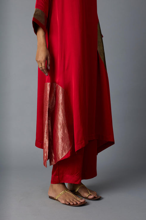 RANGOLI KAFTAN RED  (SET OF TWO)