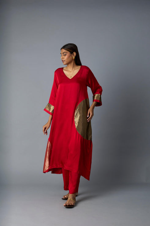 RANGOLI KAFTAN RED  (SET OF TWO)