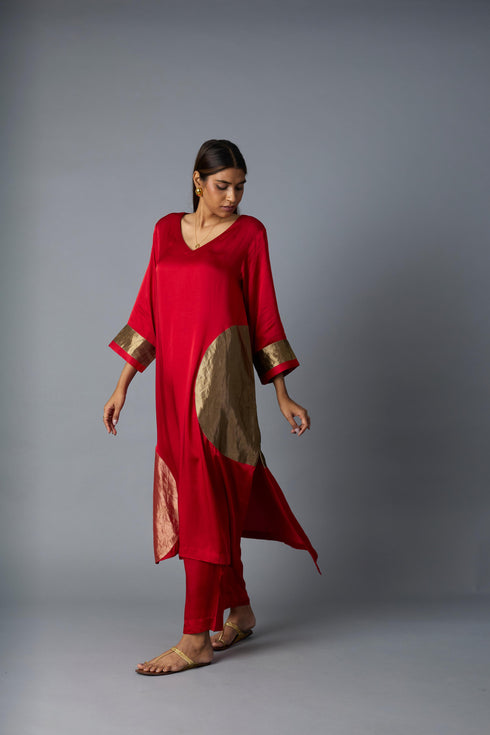 RANGOLI KAFTAN RED  (SET OF TWO)