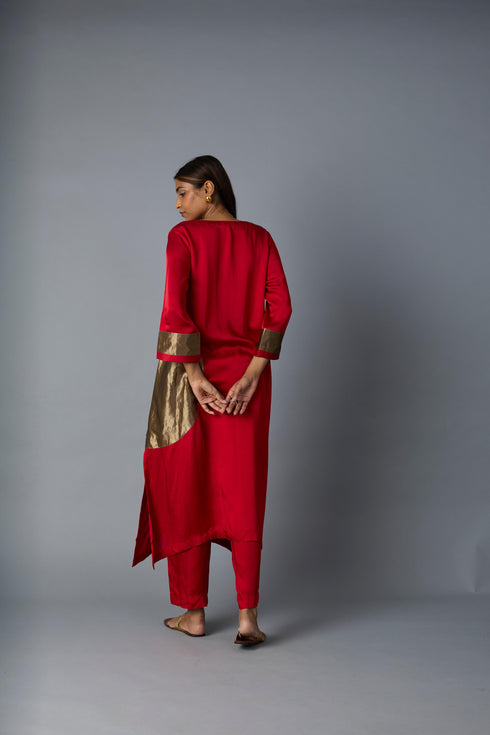 RANGOLI KAFTAN RED  (SET OF TWO)