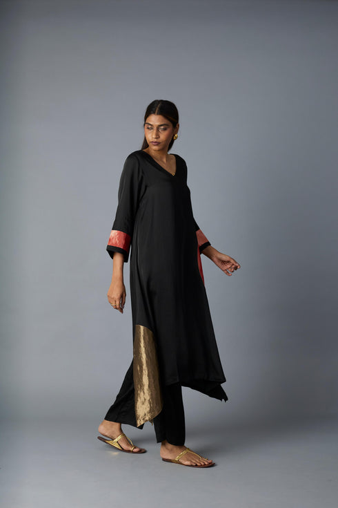 RANGOLI KAFTAN (SET OF TWO)