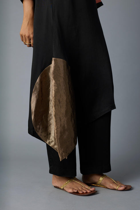 RANGOLI KAFTAN (SET OF TWO)