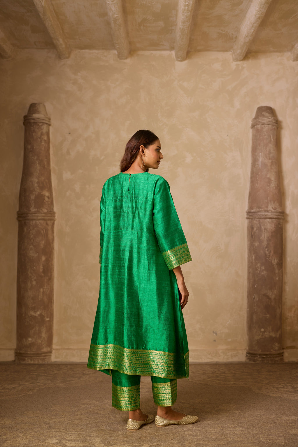 ADA RO SILK KURTA SET GREEN