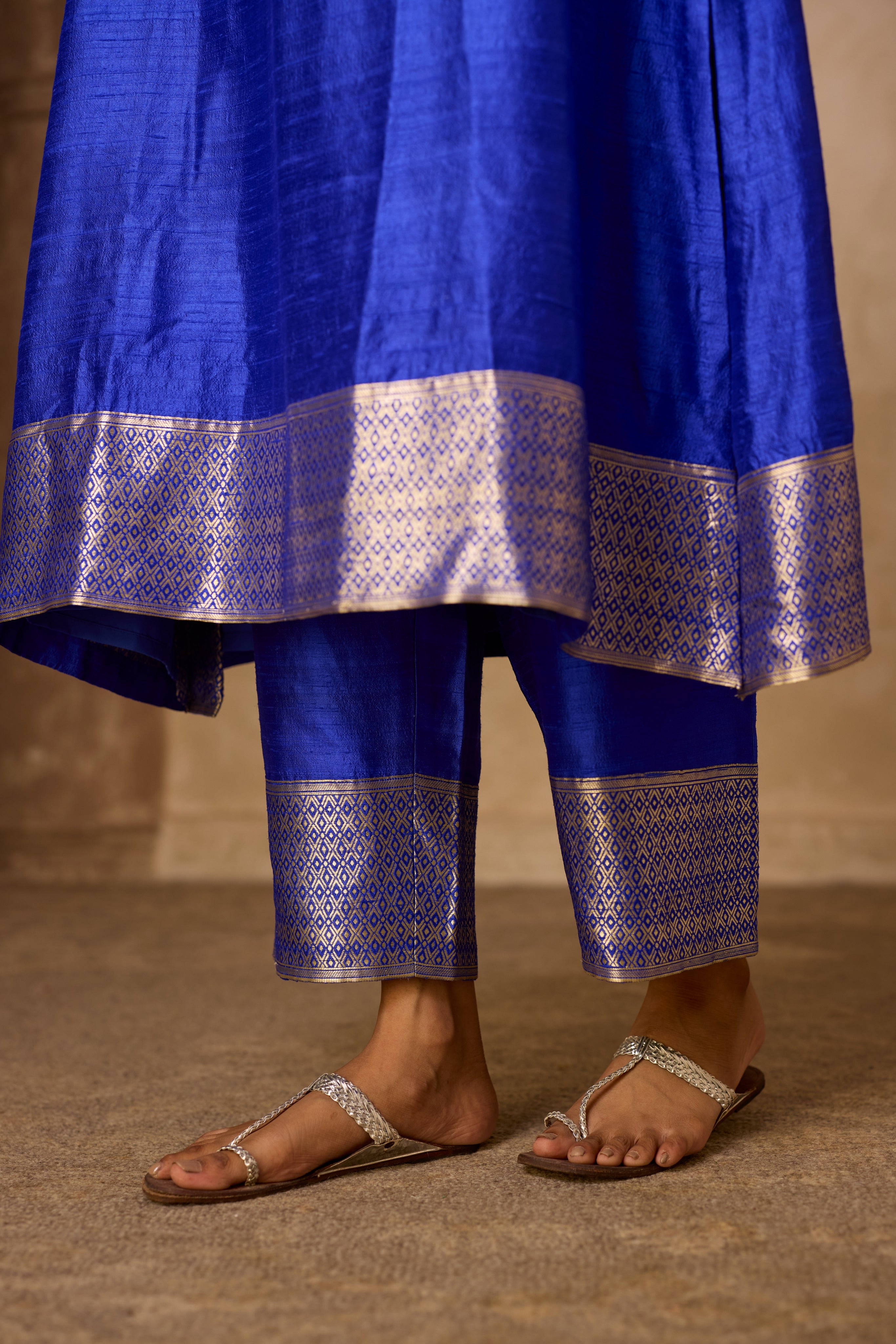 ADA RO SILK KURTA SET ROYAL BLUE