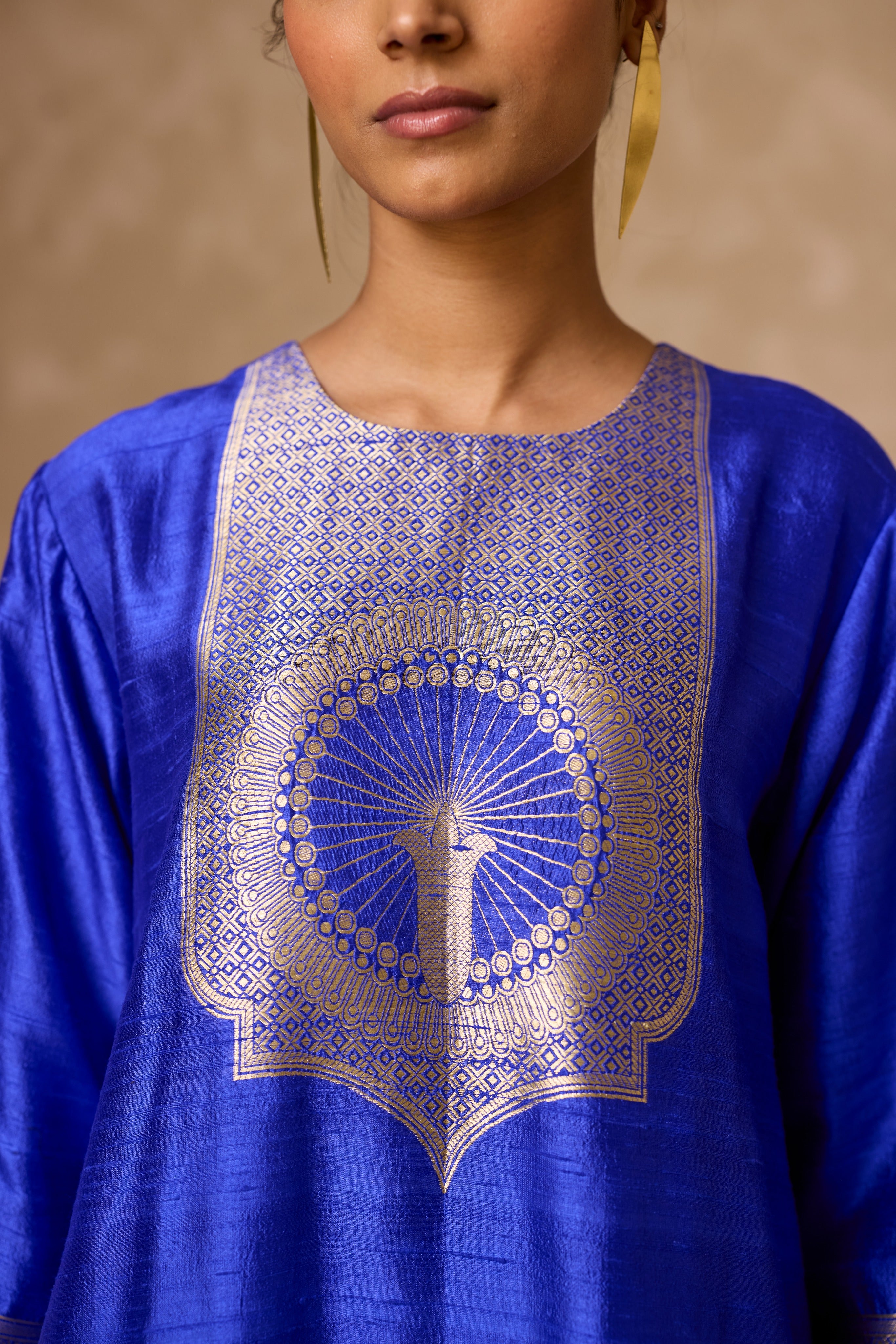 ADA RO SILK KURTA SET ROYAL BLUE