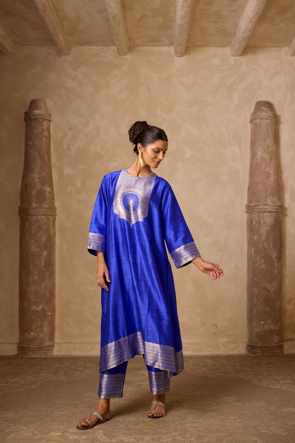 ADA RO SILK KURTA SET ROYAL BLUE