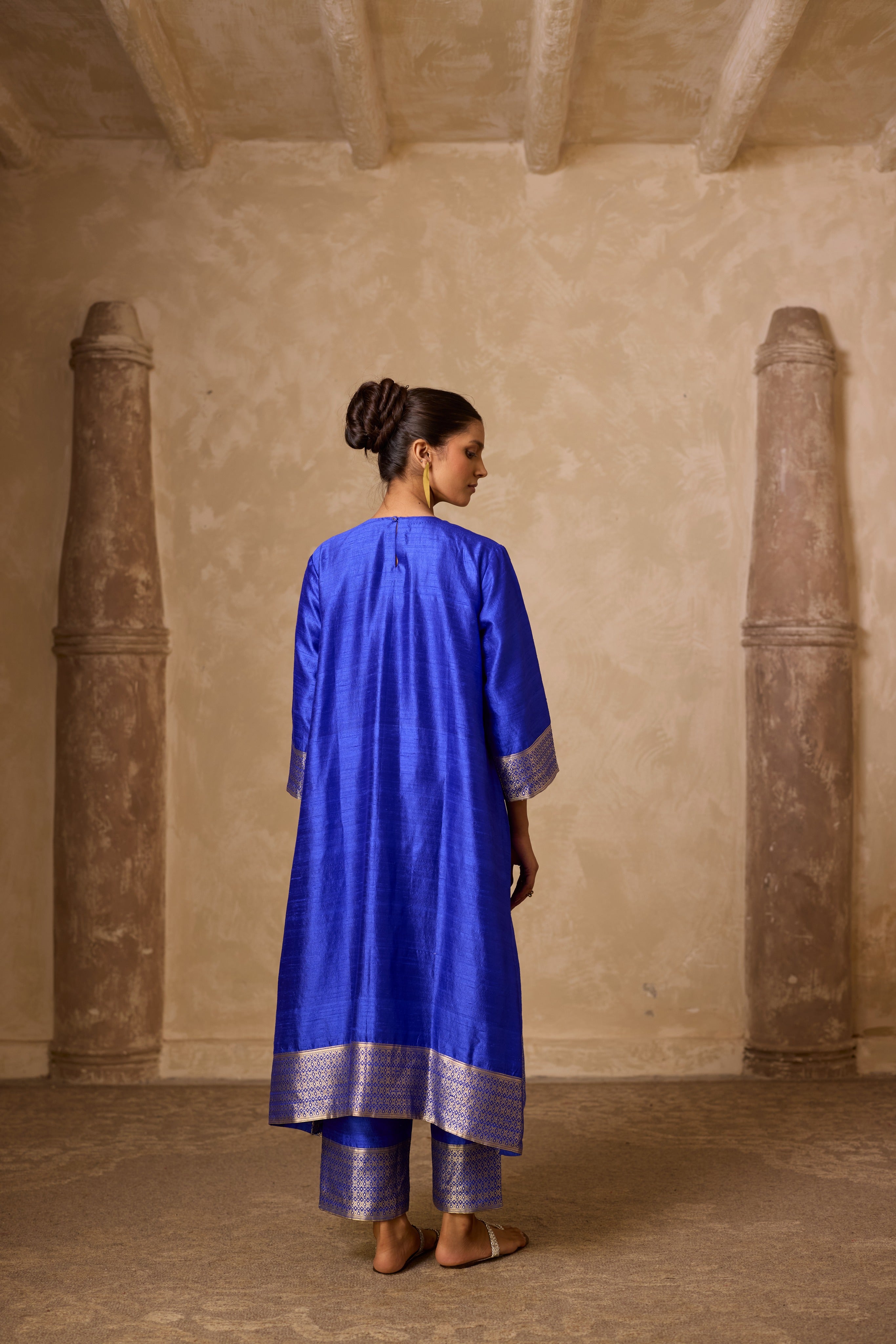 ADA RO SILK KURTA SET ROYAL BLUE