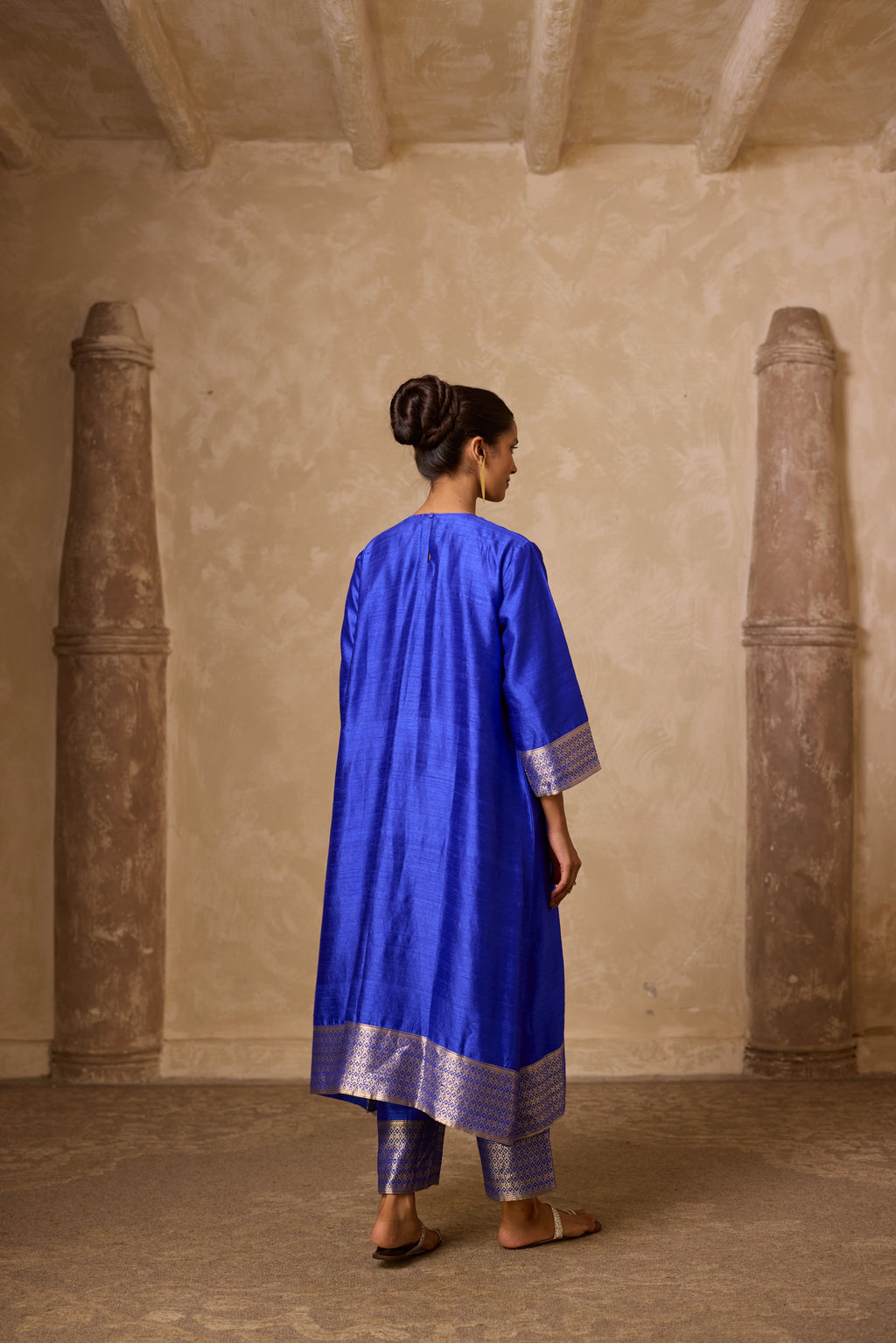 ADA RO SILK KURTA SET ROYAL BLUE
