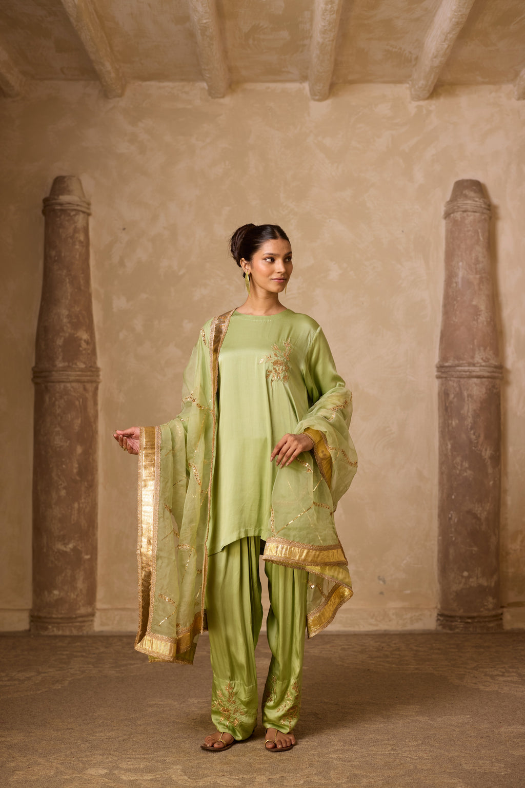 NAAZ FARSHI SET SAGE
