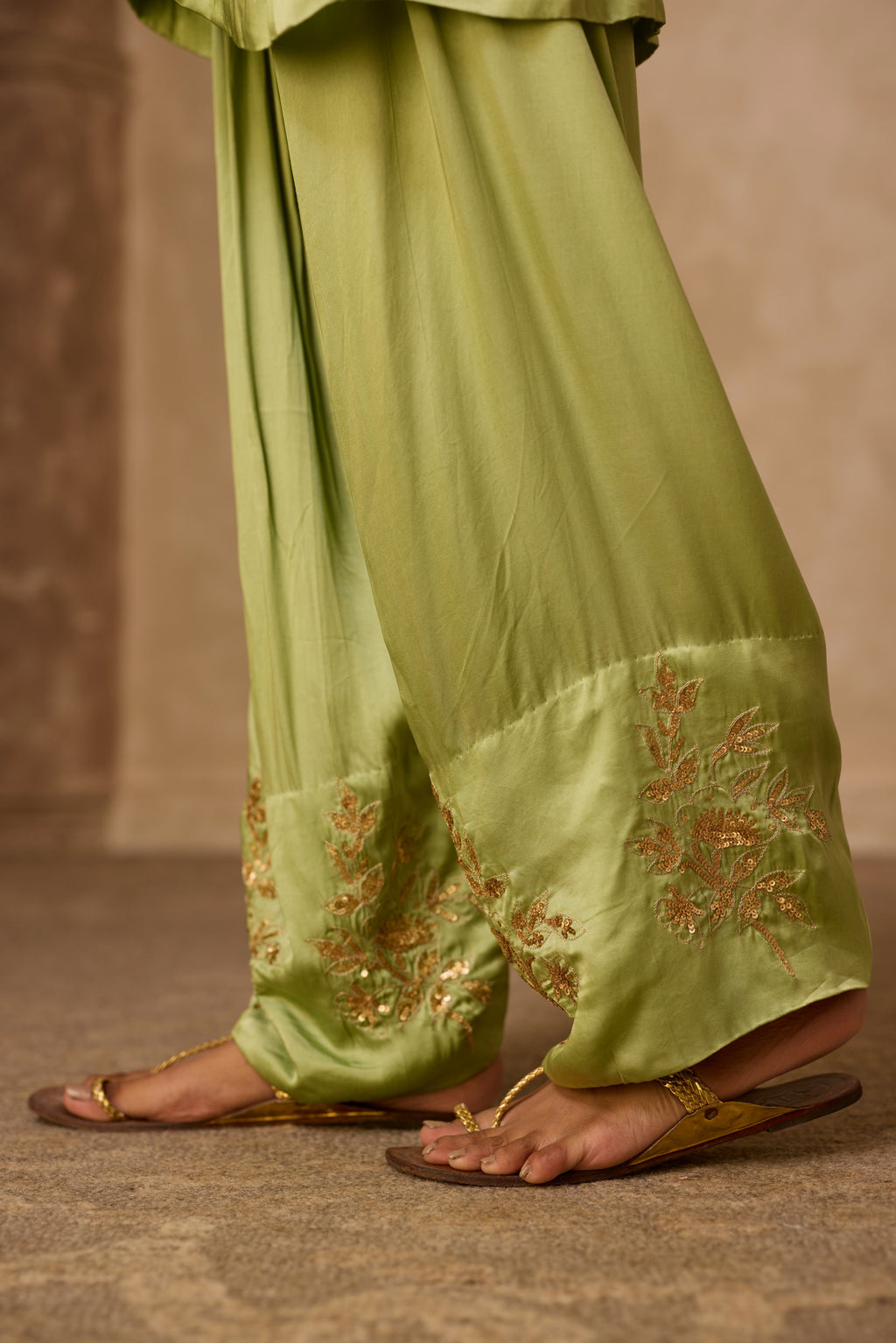 NAAZ FARSHI SET SAGE