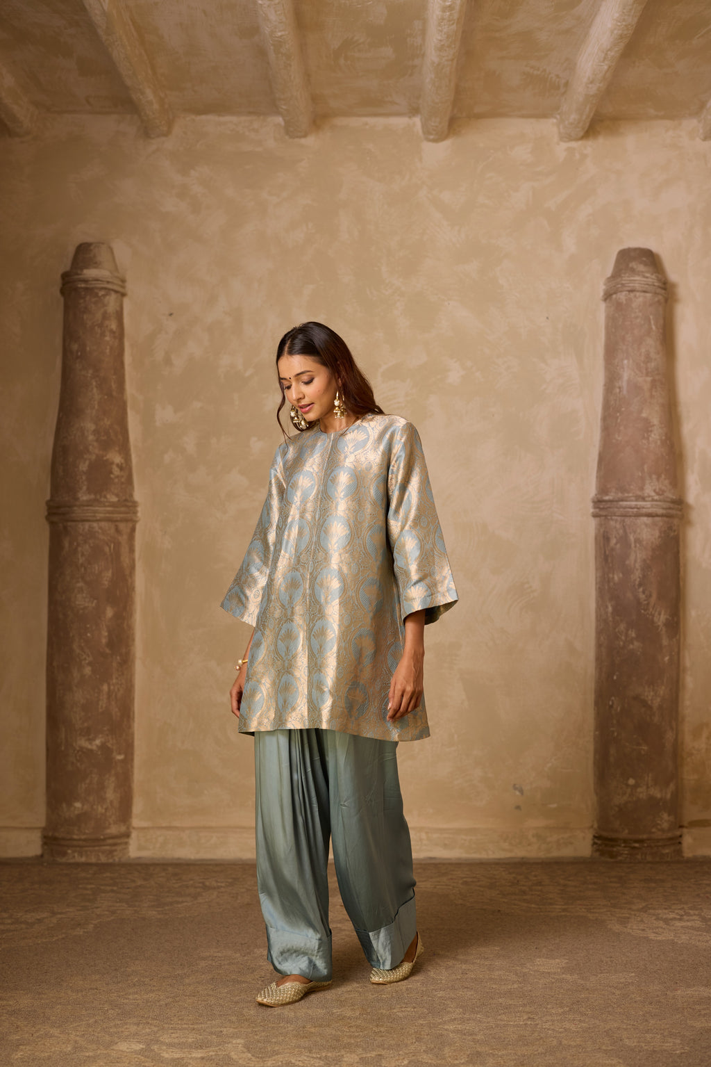NAAZ FARSHI SET POWDER BLUE (SET OF THREE)
