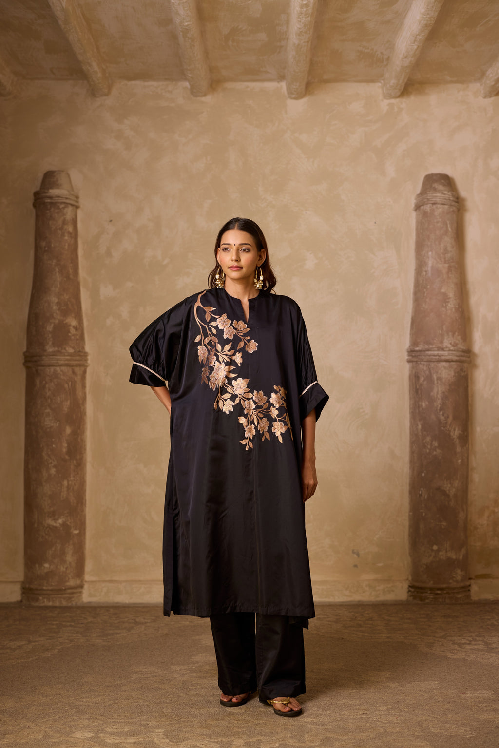 PHOOL KAFTAN SET BLACK