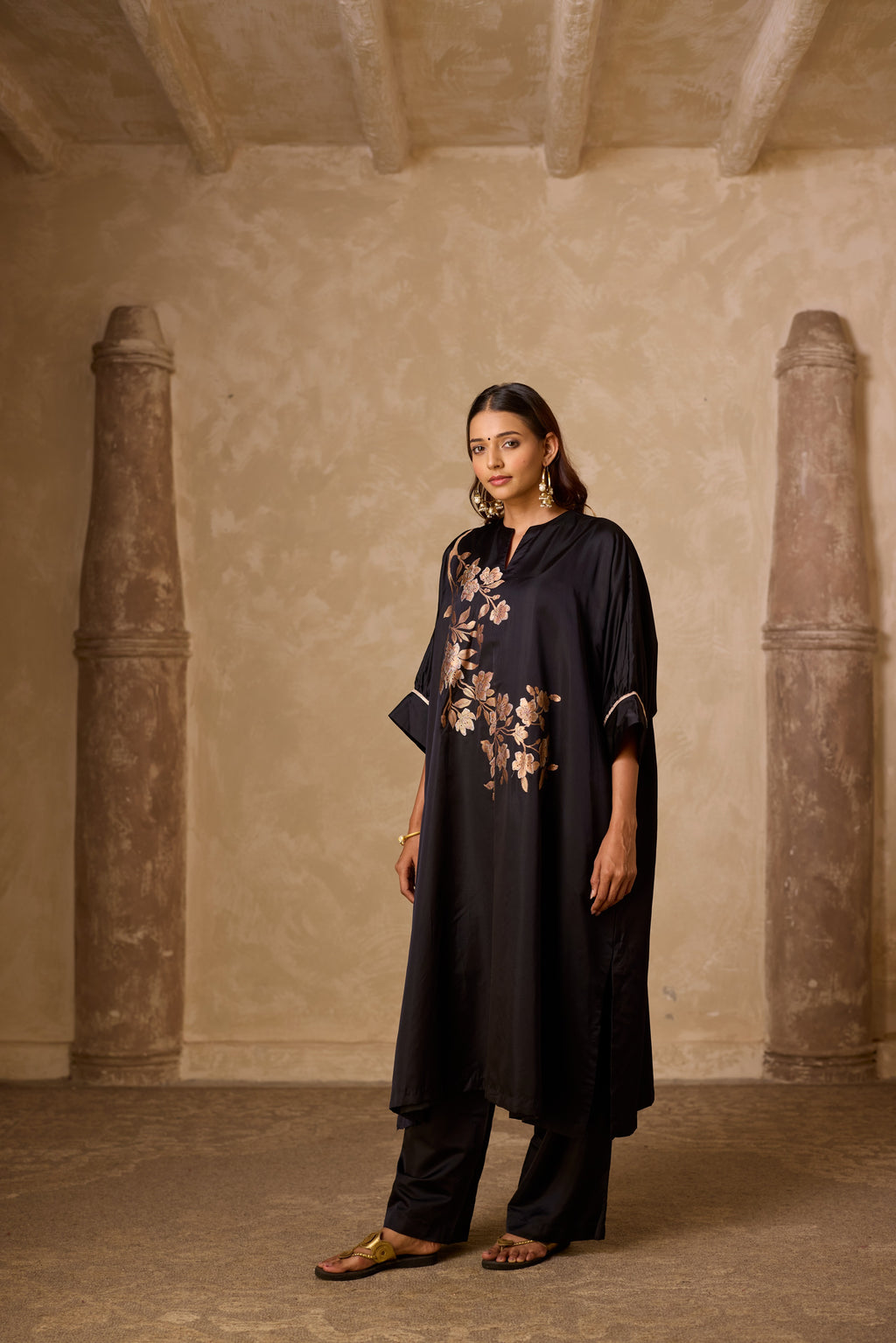 PHOOL KAFTAN SET BLACK