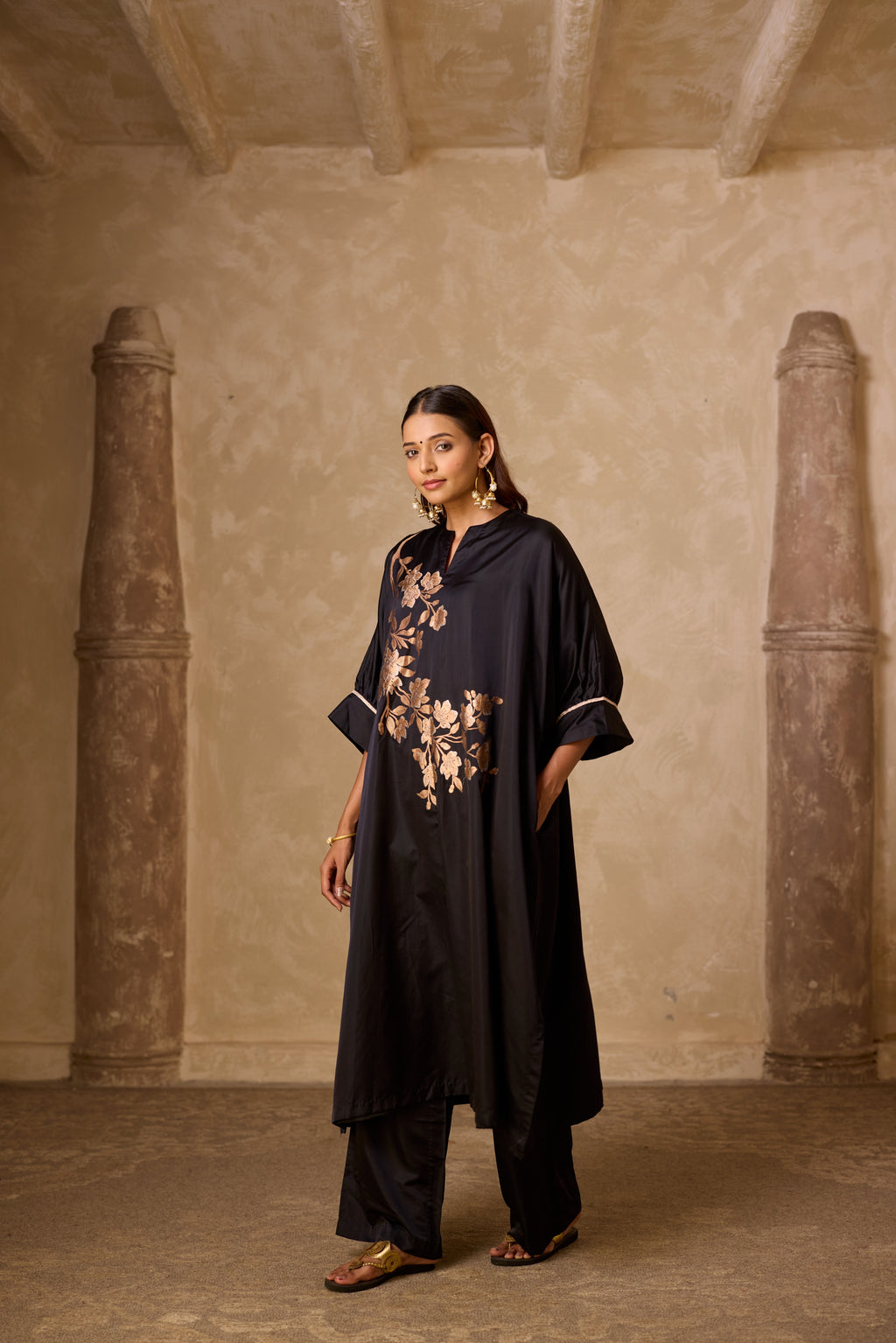 PHOOL KAFTAN SET BLACK