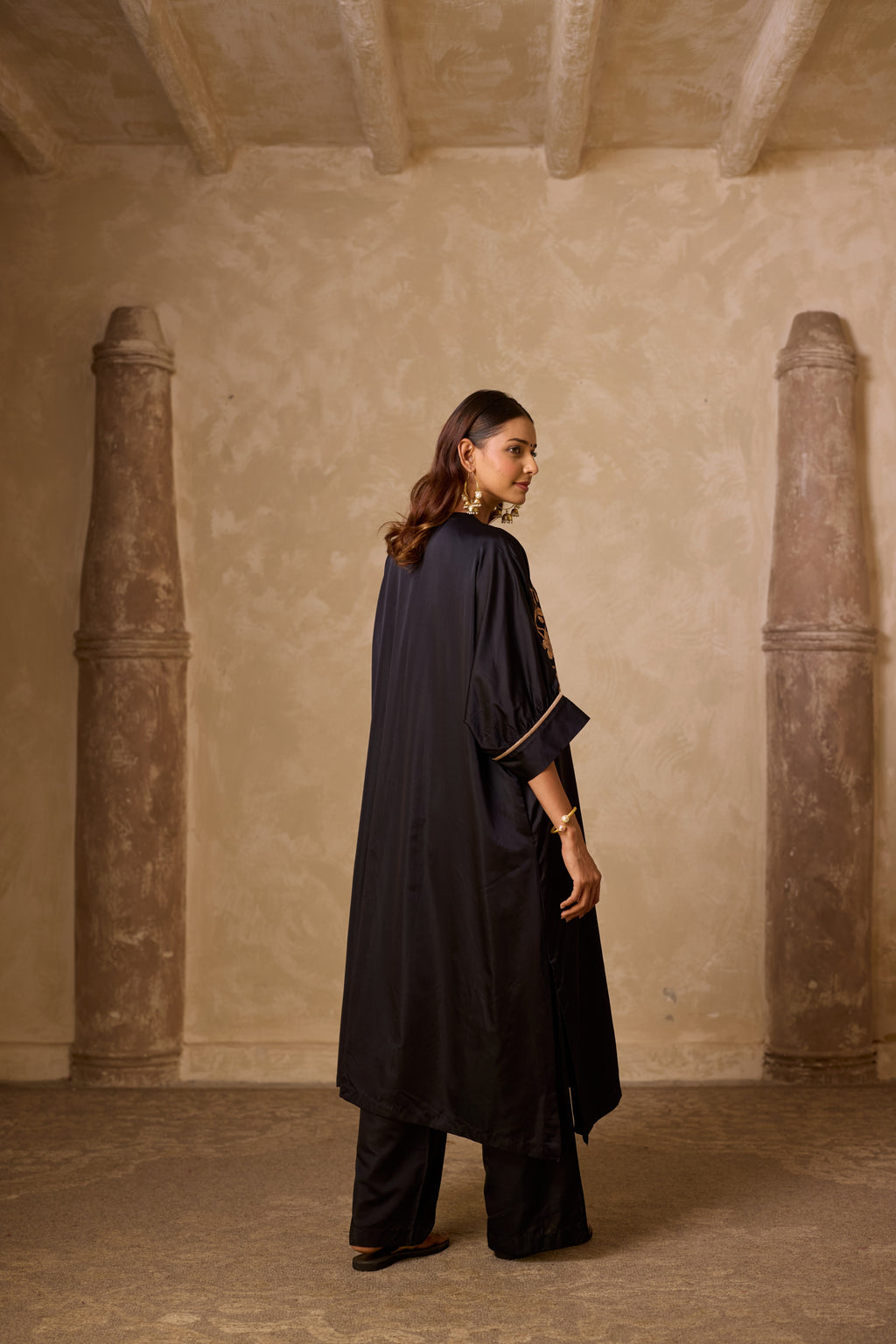 PHOOL KAFTAN SET BLACK