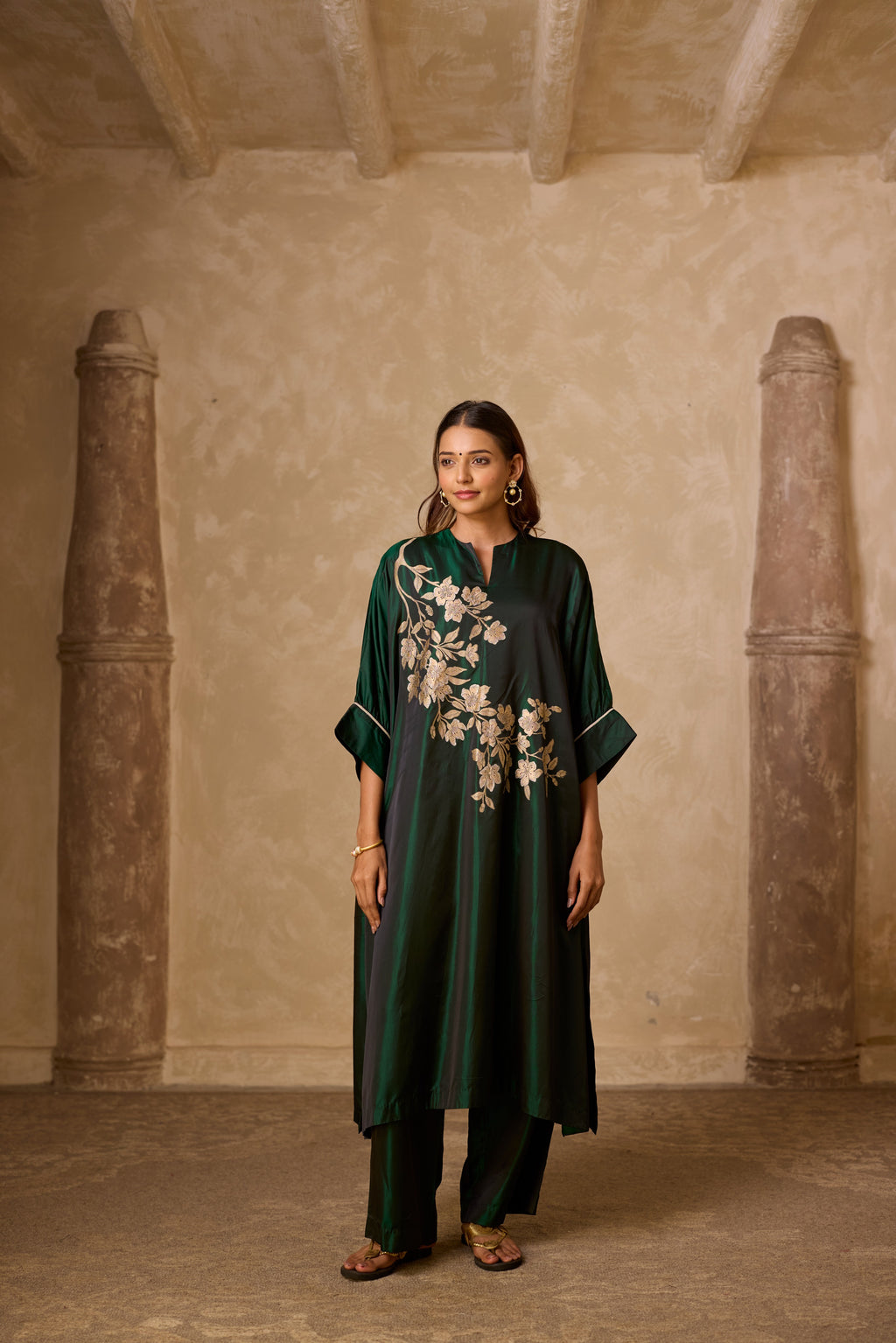 PHOOL KAFTAN SET GREEN