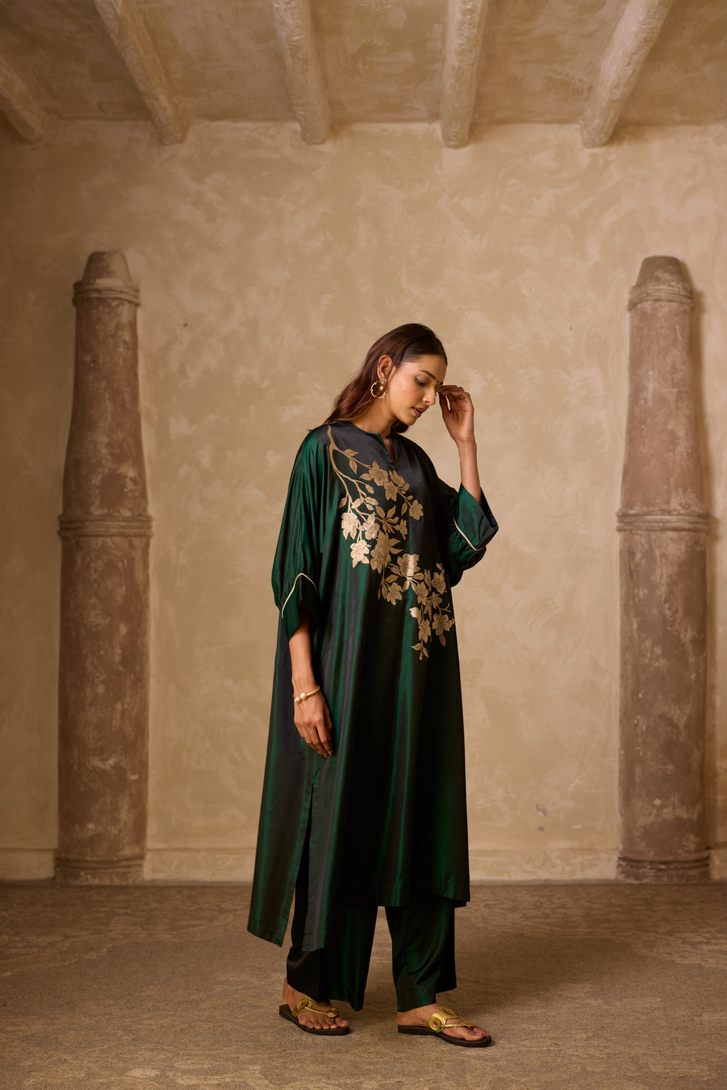 PHOOL KAFTAN SET GREEN