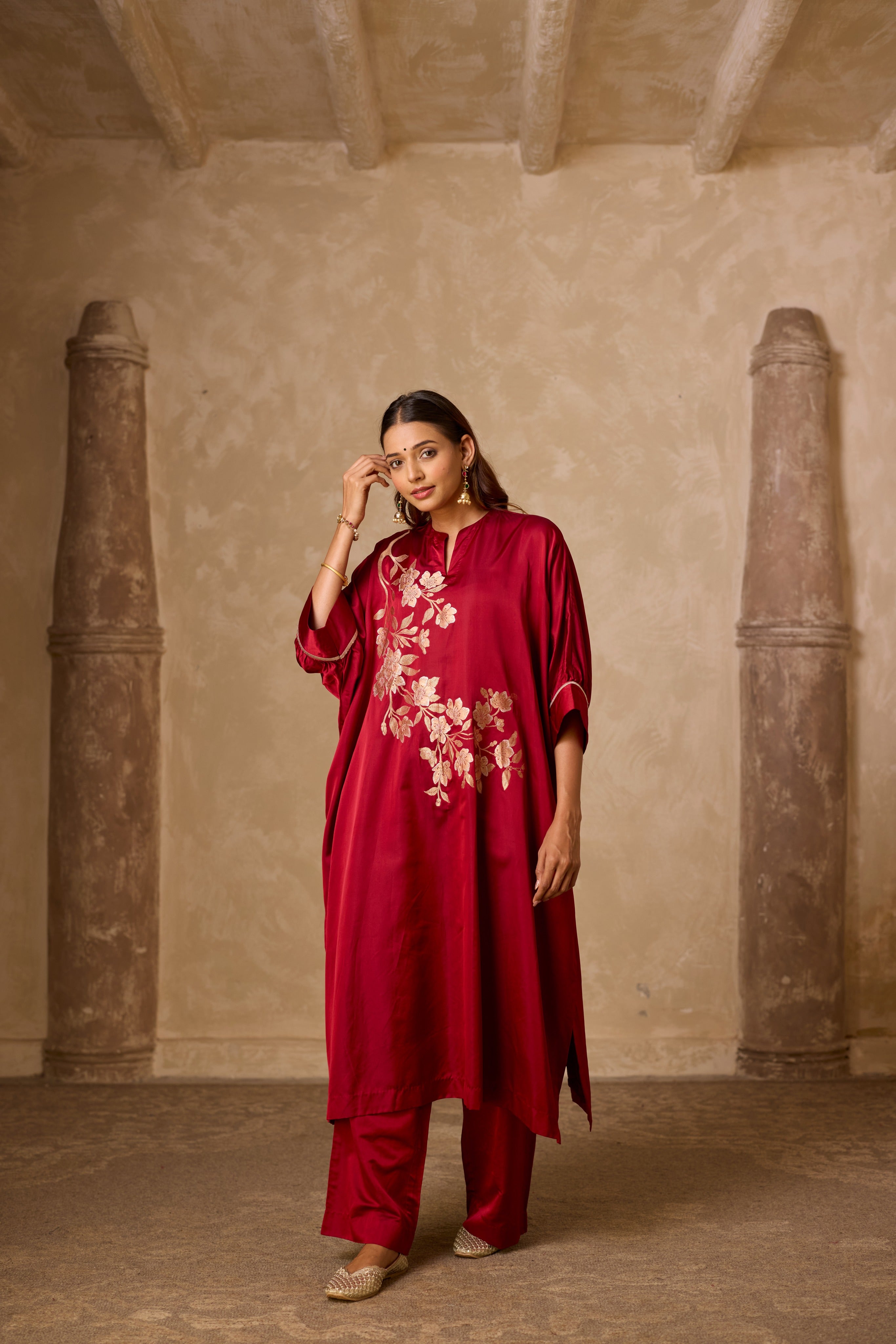 PHOOL KAFTAN SET RED