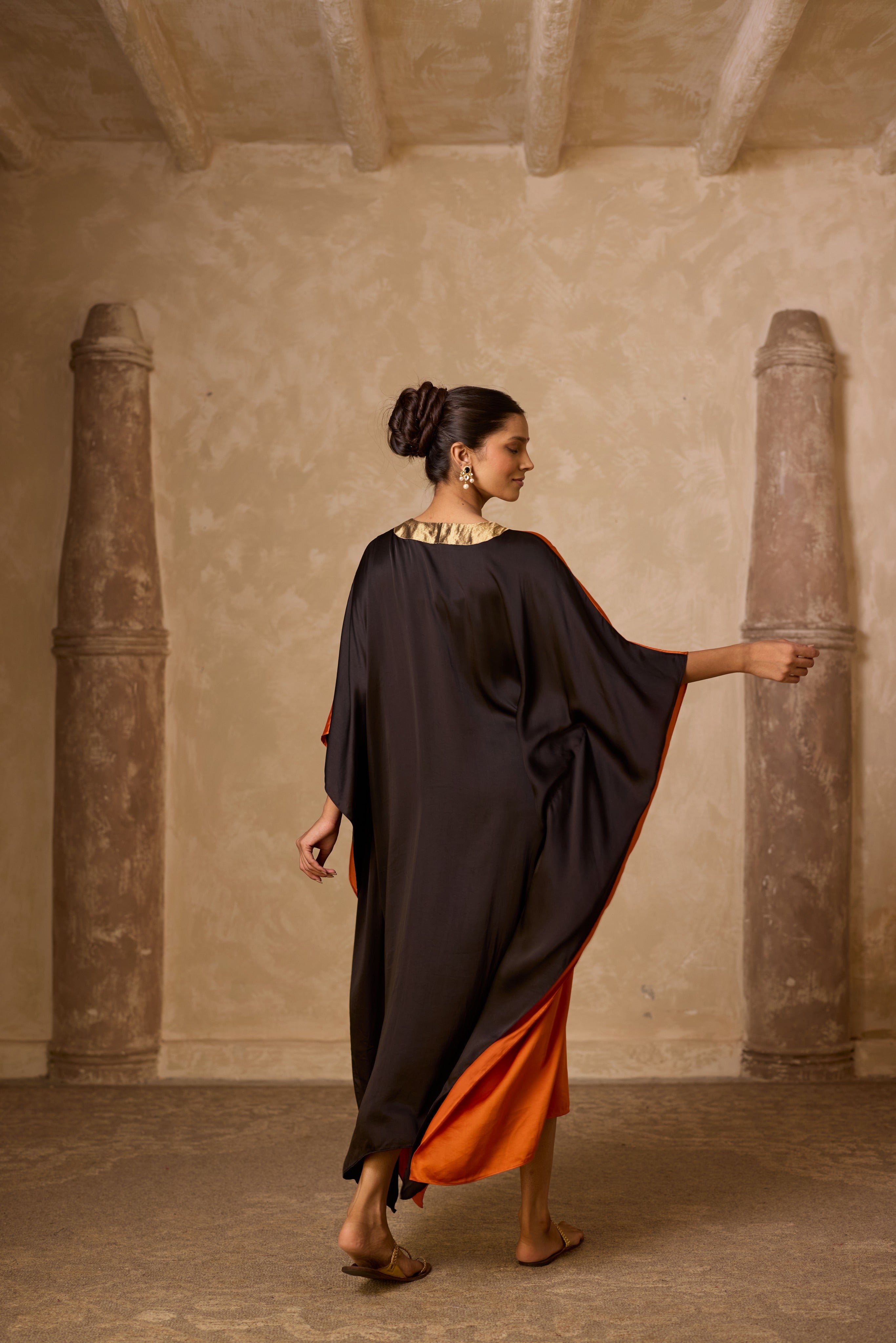 HAAR KAFTAN RUST & BLACK
