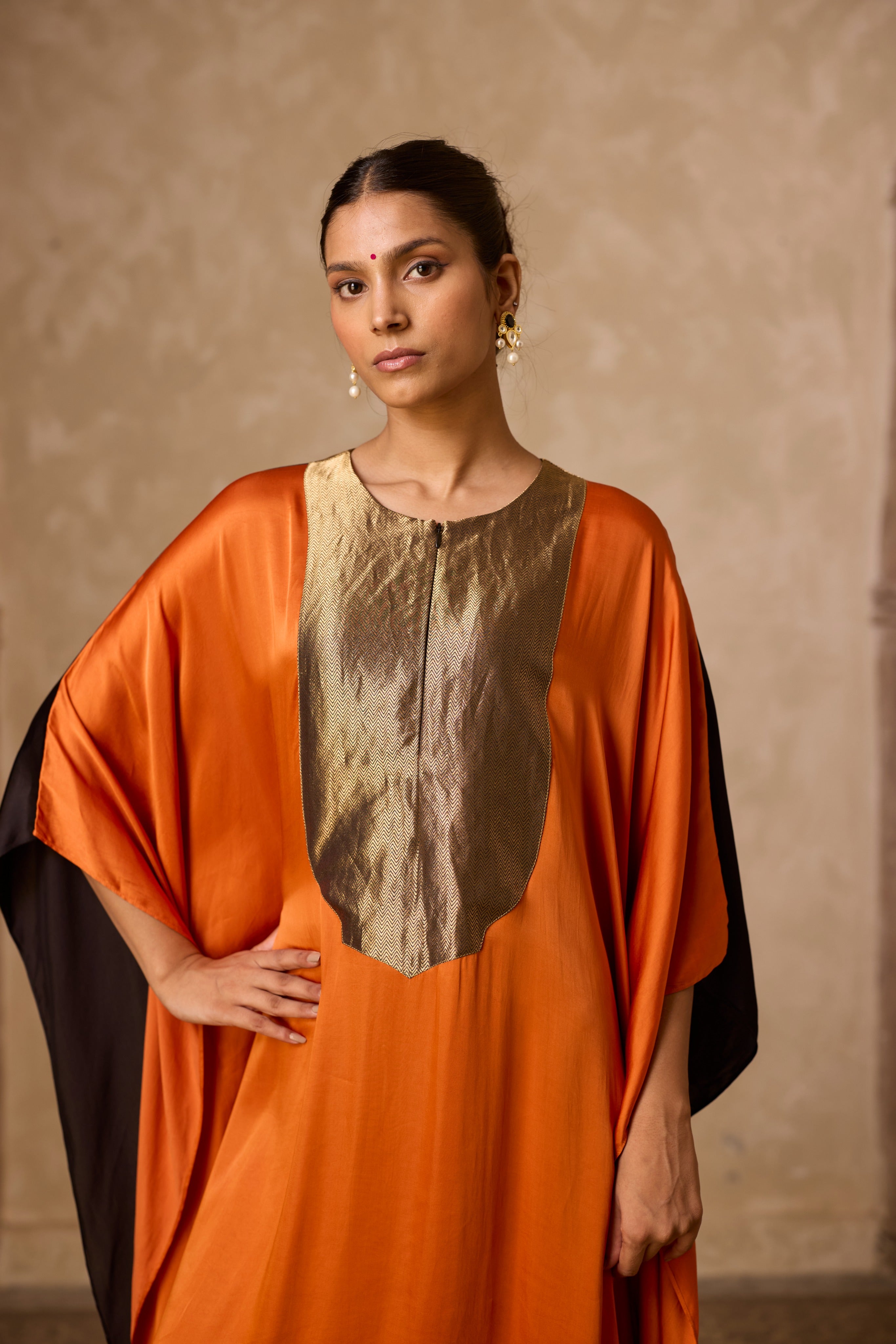 HAAR KAFTAN RUST & BLACK