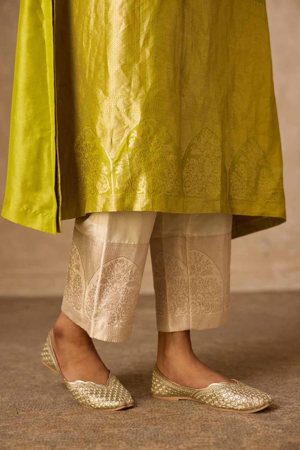 ADA SILK KURTA SET LIME GREEN