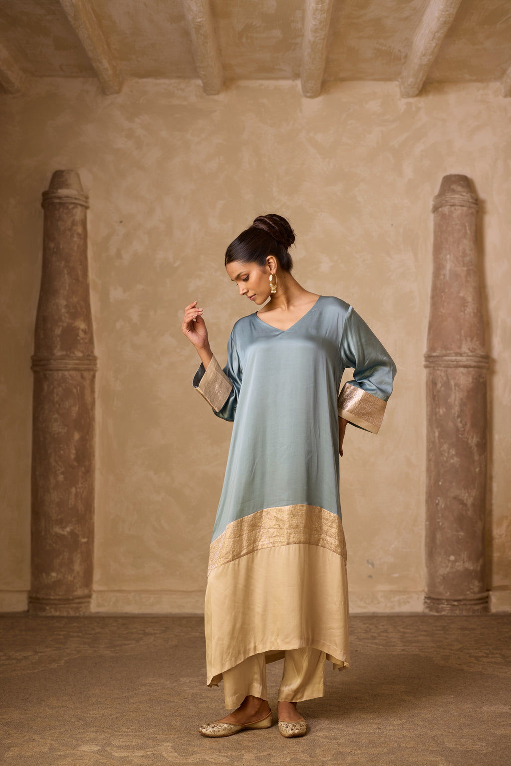 HEENA KAFTAN SET POWDER BLUE