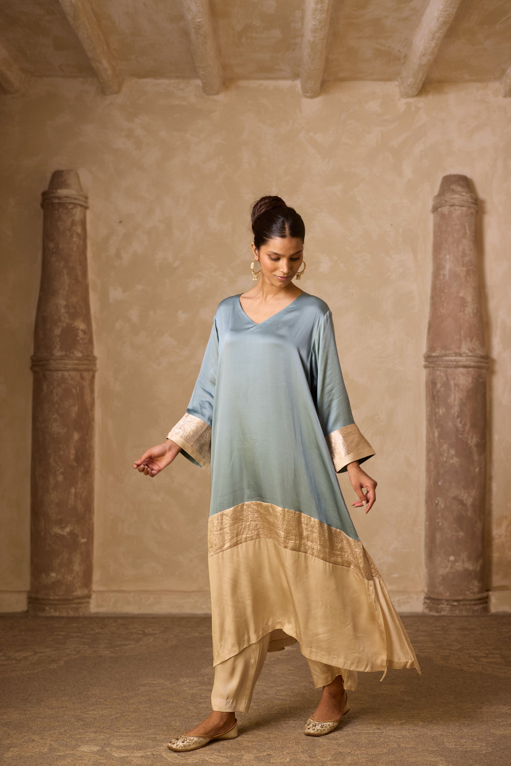 HEENA KAFTAN SET POWDER BLUE